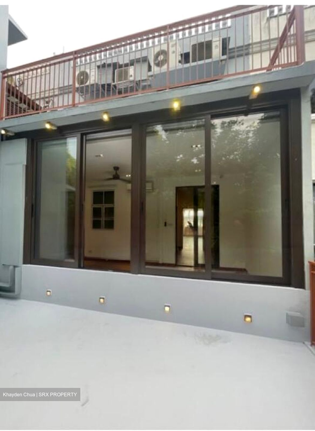 La Suisse (D11), Terrace #502078851